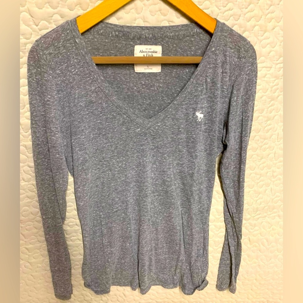 LARGE Abercrombie & Fitch long sleeve
